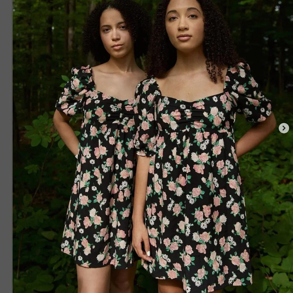 H&M Black Floral Puff-Sleeve Mini Dress with Pink Roses